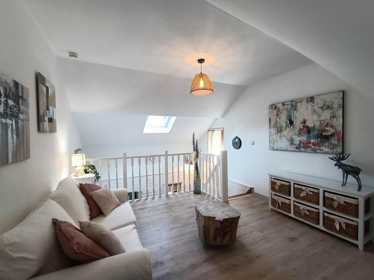 Le Moulin De Benneville Chambres D'Hotes, Petit Dejeuner Compris Cahagnes ภายนอก รูปภาพ