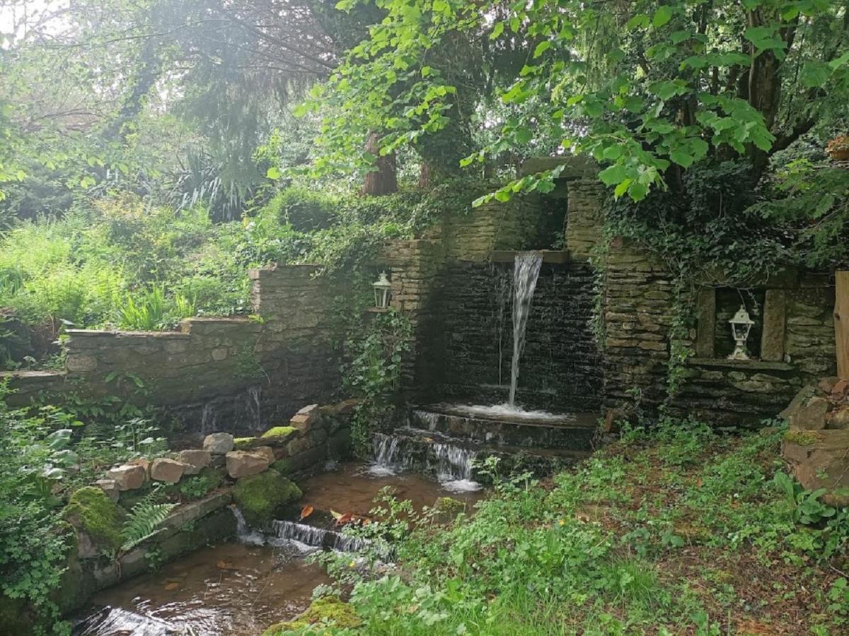 Le Moulin De Benneville Chambres D'Hotes, Petit Dejeuner Compris Cahagnes ภายนอก รูปภาพ